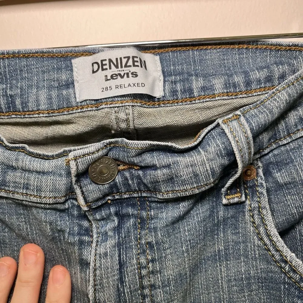 Levis these levi